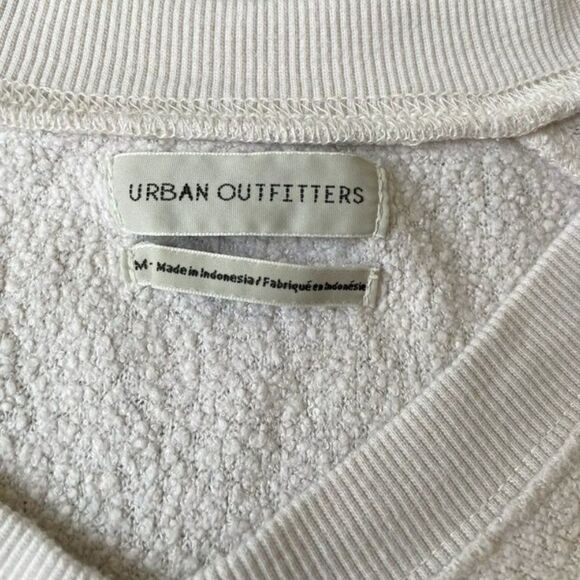 Urban Outfitters Sweater M - Picture 2 of 3